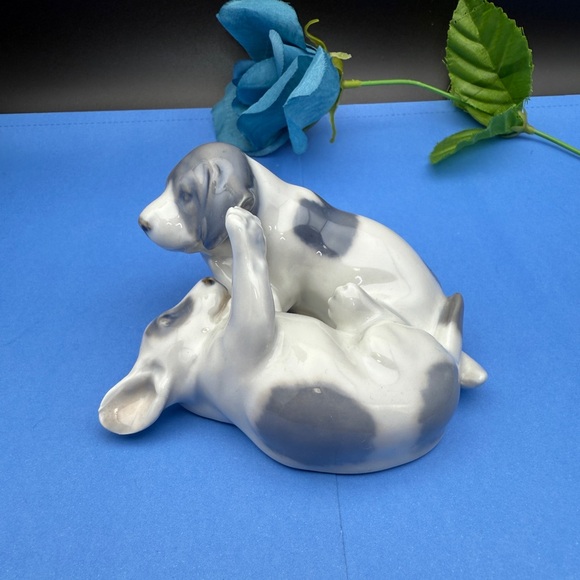 Royal Copenhagen Porcelain Pointer Puppies #453 Dog Figurines~ Denmark Vtg Mint - Picture 5 of 10